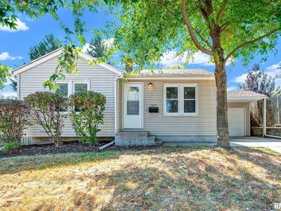 1602 Hamilton St, Pekin, IL, 61554