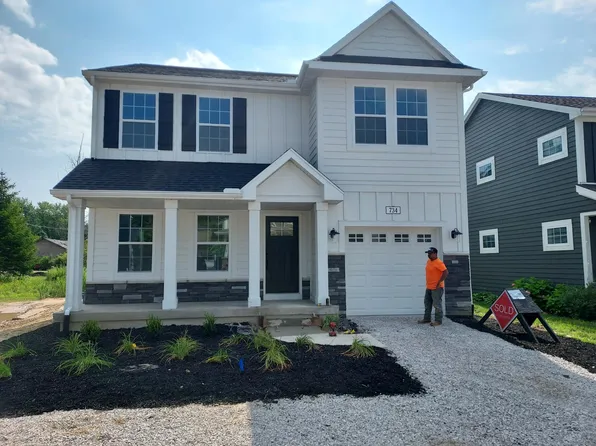 734 Preserve Dr, South Haven, MI 49090
