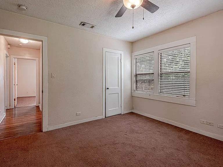 2538 Sycamore Ave — Photo 22
