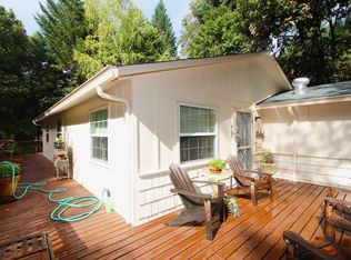 812 E Forest View Dr, Willow Creek, CA 95573