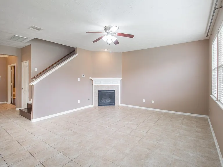 6126 Menor Crest Dr — Photo 6