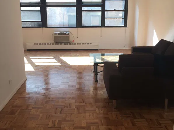 210 East 15th Street image 1 of 7