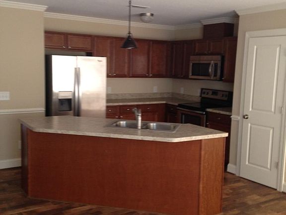 3rd image of 116 E Chandler Dr