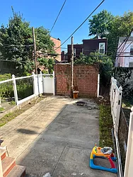 Rented by Alexander Bilu, LREB