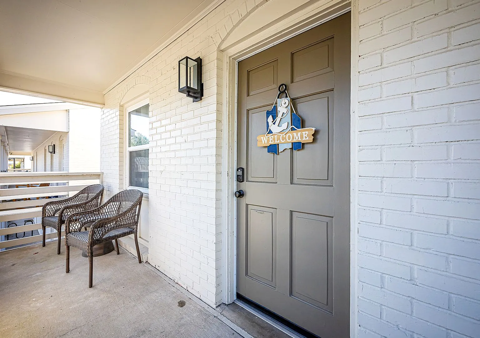 Cute 2 Bedroom 1 Bath in downtown Ocean Springs — Photo 3