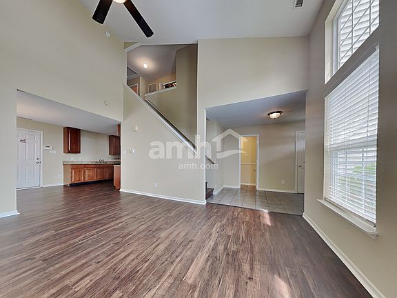 4th image of 12638 Endurance Dr