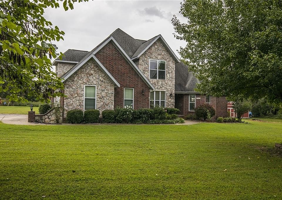 1st image of 8395 Windsong Ln