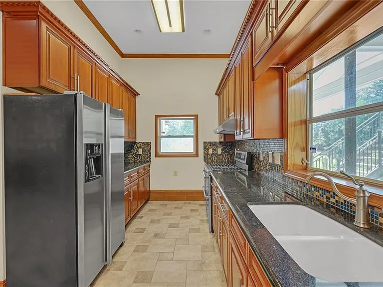 3602 Jones Mill Rd — Photo 8