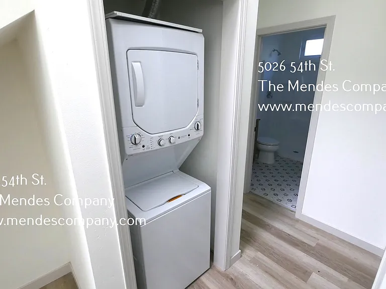 College Rental on 54th St. — Photo 6