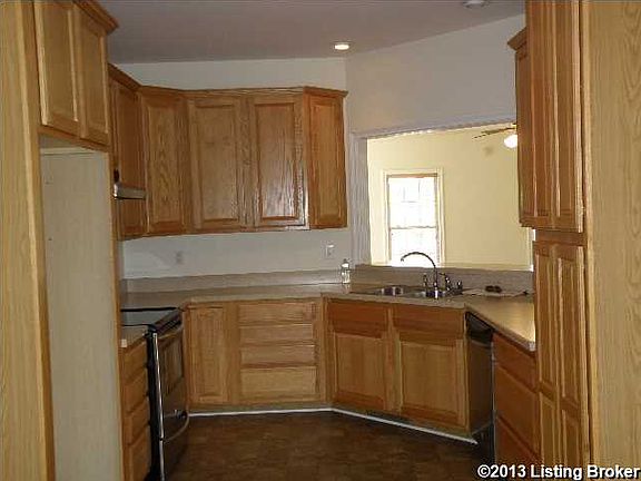 5th image of 7446 Benson Pike
