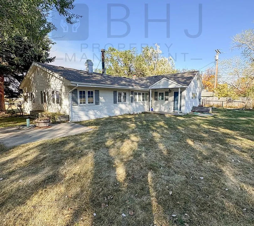 27 Johnson St