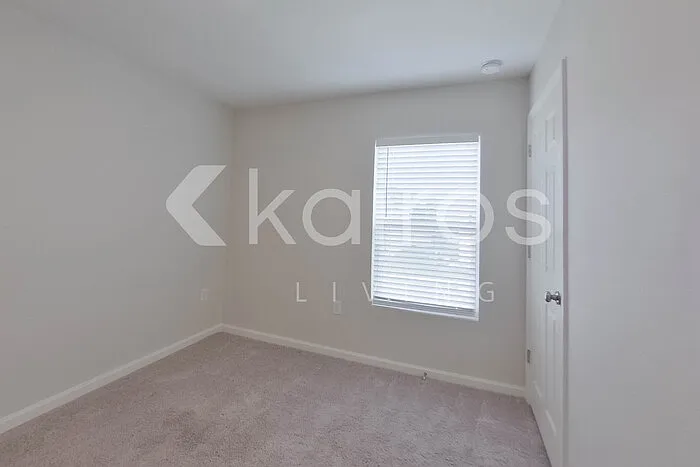 1787 Nebraska Loop — Photo 11