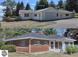 2011 S Lake Shore Dr, Lake Leelanau, MI 49653