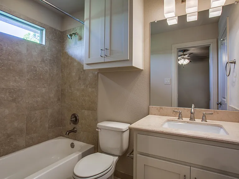 6136 Oram St #3 — Photo 9