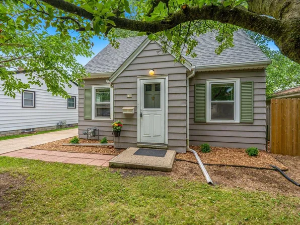 715 South 110th STREET, West Allis, WI 53214