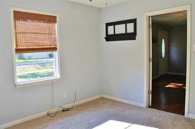 517 Burgett St — Photo 42