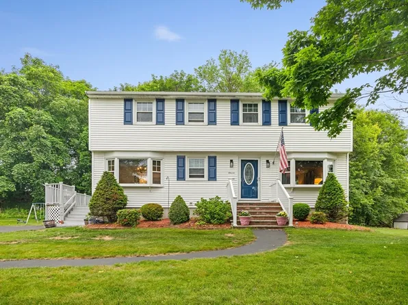 11 Beaver Pl, Billerica, MA 01821