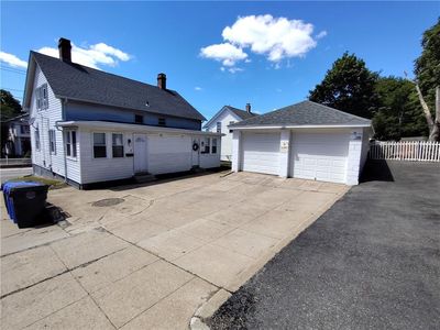 1564 Main St, West Warwick, RI, 02893