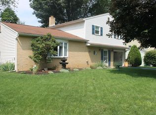 526 Appalachian Ave, Mechanicsburg, PA 17055