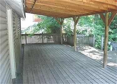 5th image of 630 Weber Ave