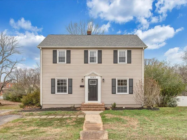 1002 Bedford Ave, Altavista, VA 24517