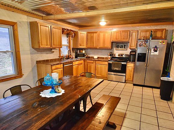 2nd image of 356 Pleasant Hill Rd