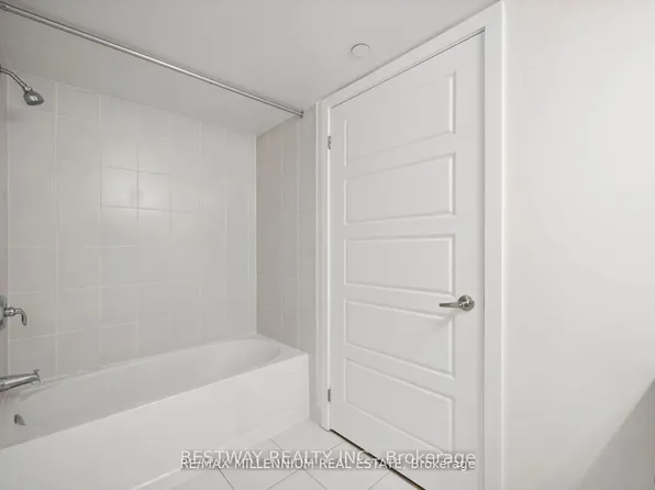 1255 NW Bayly St, Pickering, ON