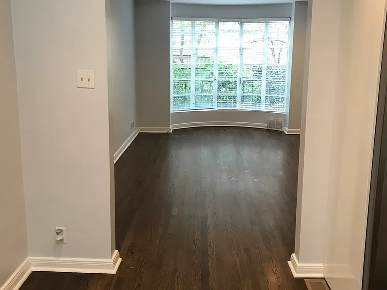 1050 N Logan St #D — Photo 4
