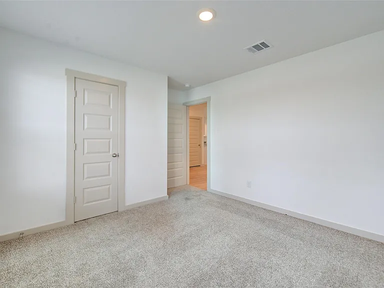 7715 Smooth Valley Ct — Photo 3