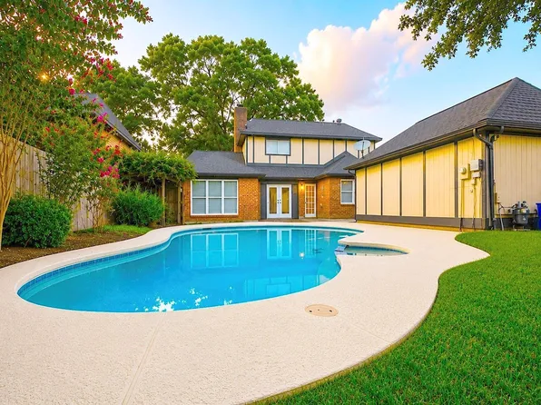 15203 La Mancha Dr, Houston, TX 77083