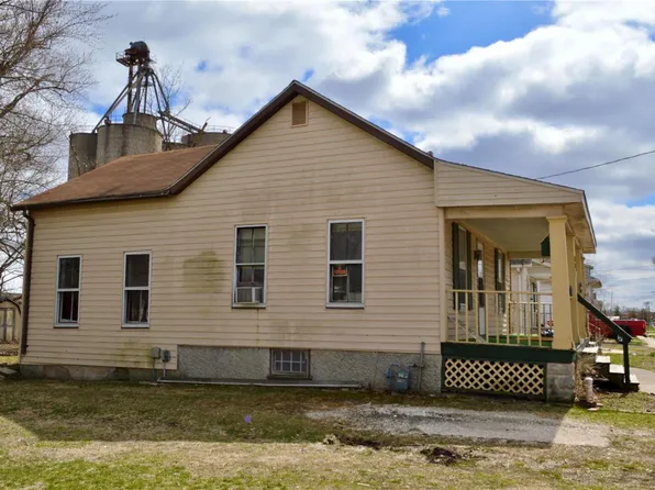 407 Maple Ave, Jerseyville, IL 62052