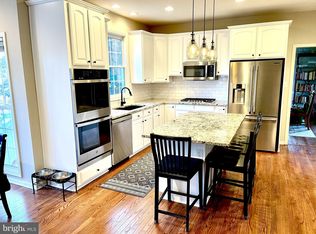 1338 Moore Pl SW, Leesburg, VA 20175