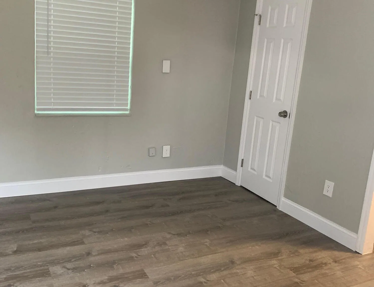 Studio, 1.0 bath, 350 sqft, $1,350 — Photo 3