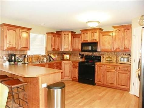 4th image of 516 Cedar Ct