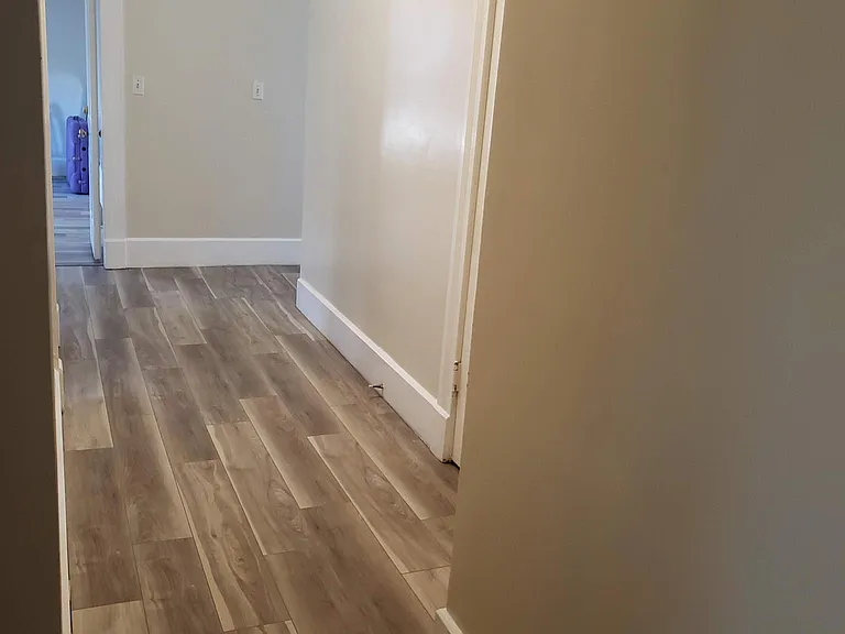 4414 Franklin Blvd #3 — Photo 5