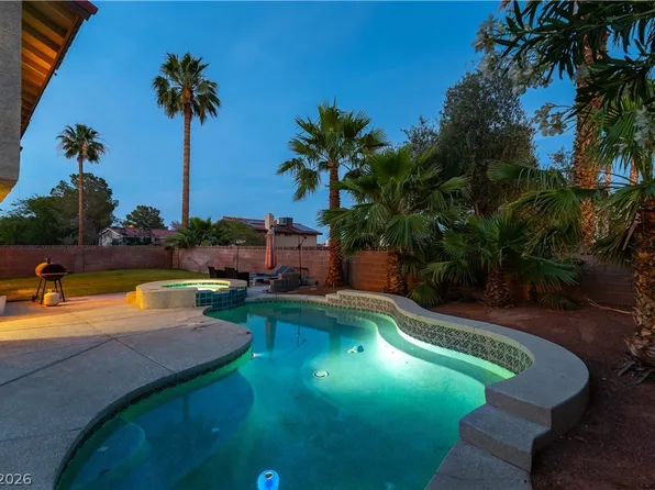 7384 Edgewater Ln, Las Vegas, NV 89123