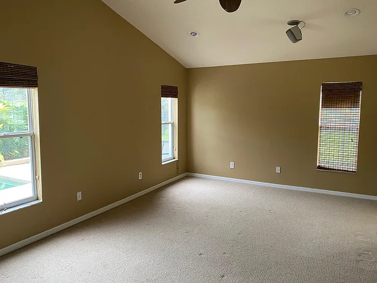 10717 Mottram Point — Photo 11