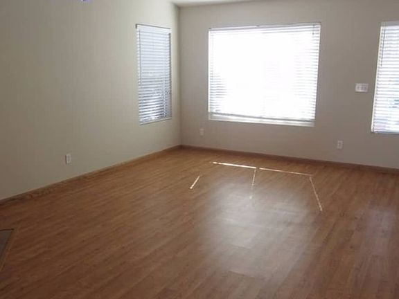 3rd image of 1709 Fawn Glen Cir