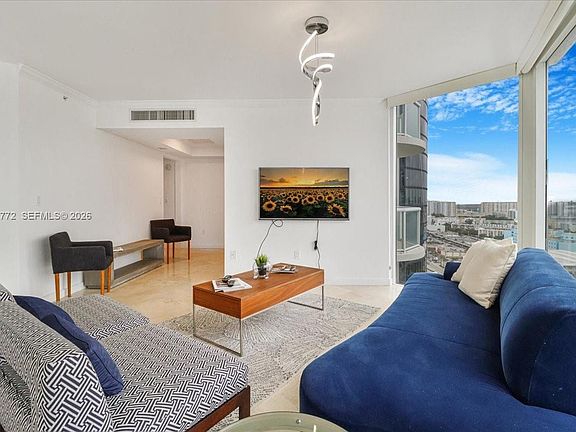 4th image of 18671 Collins Ave APT 2404
