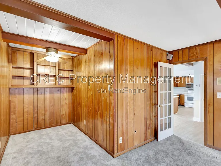 321 Shaftesbury Ln — Photo 55
