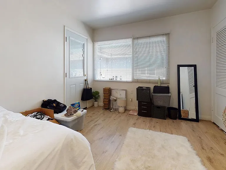 6180-6182 Mary Lane Dr — Photo 13