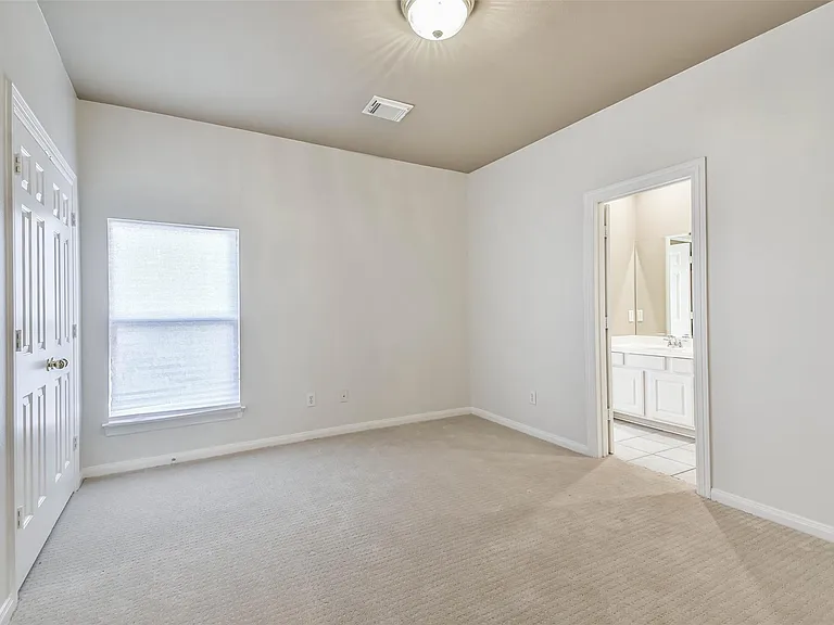11511 Gallant Ridge Ln — Photo 41