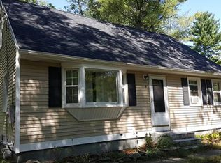 8 Robin Rd, Plainfield, CT 06374