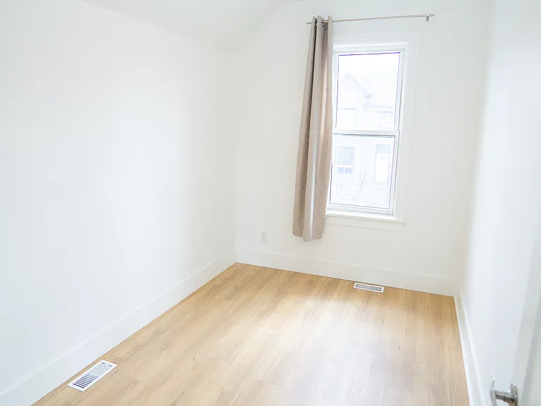 485 Cannon St E #ALL — Photo 12