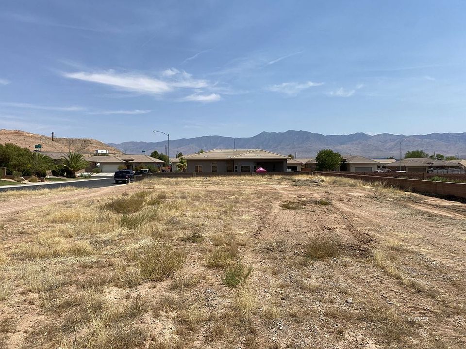 2nd image of 504 Paintbrush Way