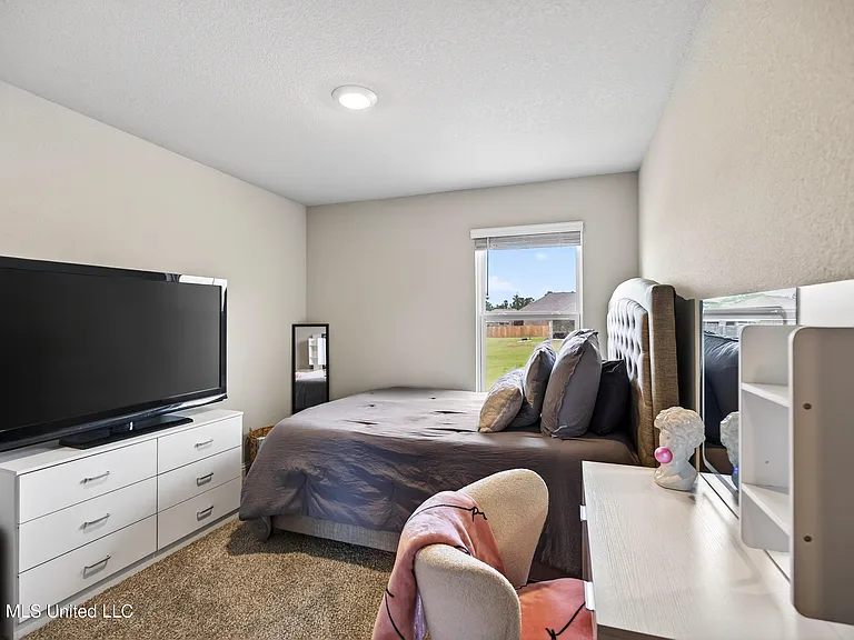 5438 Leeds Ln — Photo 42
