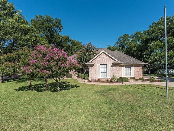 5th image of 9402 S Longwood Dr