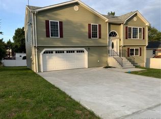 319 Meloy Rd, West Haven, CT 06516