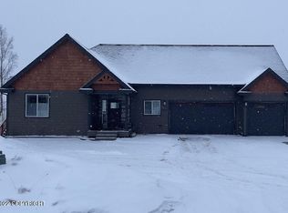 7279 S Hayfield Rd, Wasilla, AK 99623