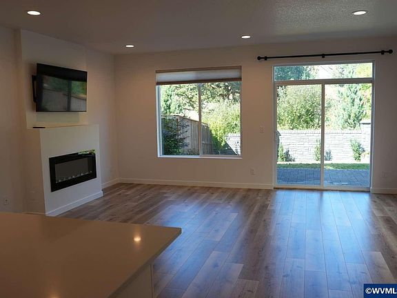 4th image of 5511 NW Torchcrest Pl